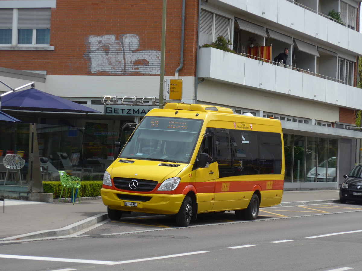 (170'304) - BLT Oberwil - Nr. 22/BL 167'997 - Mercedes am 30. April 2016 in Bottmingen, Schloss