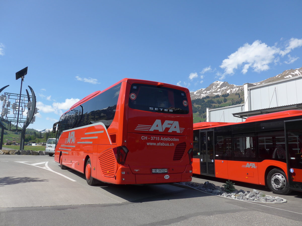 (170'427) - AFA Adelboden - Nr. 15/BE 26'702 - Setra am 10. Mai 2016 in Frutigen, Garage