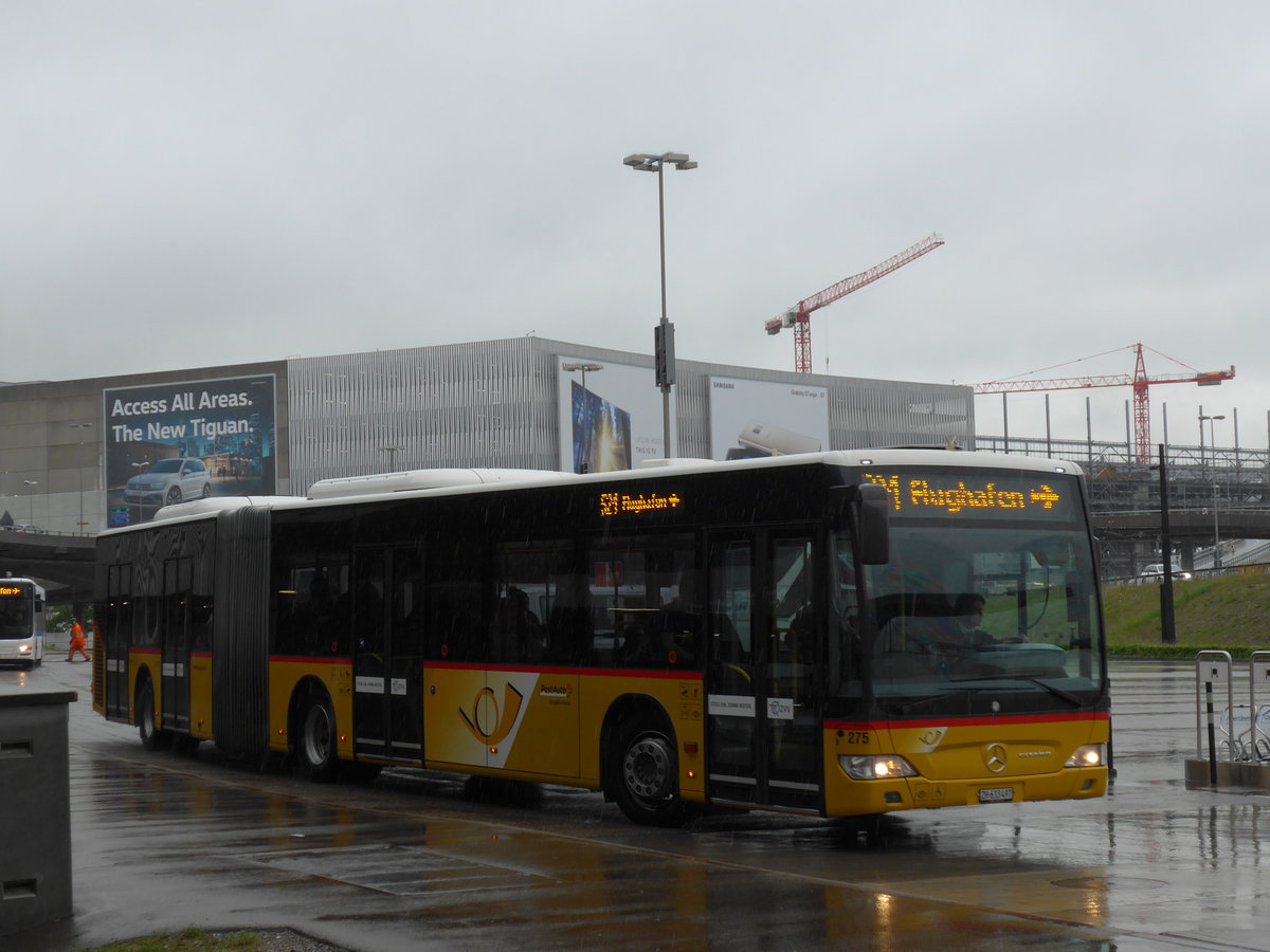 (170'524) - PostAuto Zrich - Nr. 275/ZH 633'497 - Mercedes am 13. Mai 2016 in Zrich, Flughafen