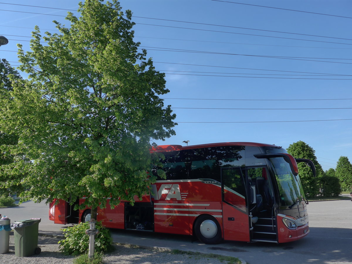 (171'204) - Aus der Schweiz: AFA Adelboden - Nr. 15/BE 26'702 - Setra am 20. Mai 2016 in Hohenems, Rasthof