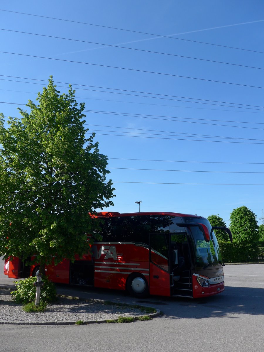 (171'205) - Aus der Schweiz: AFA Adelboden - Nr. 15/BE 26'702 - Setra am 20. Mai 2016 in Hohenems, Rasthof