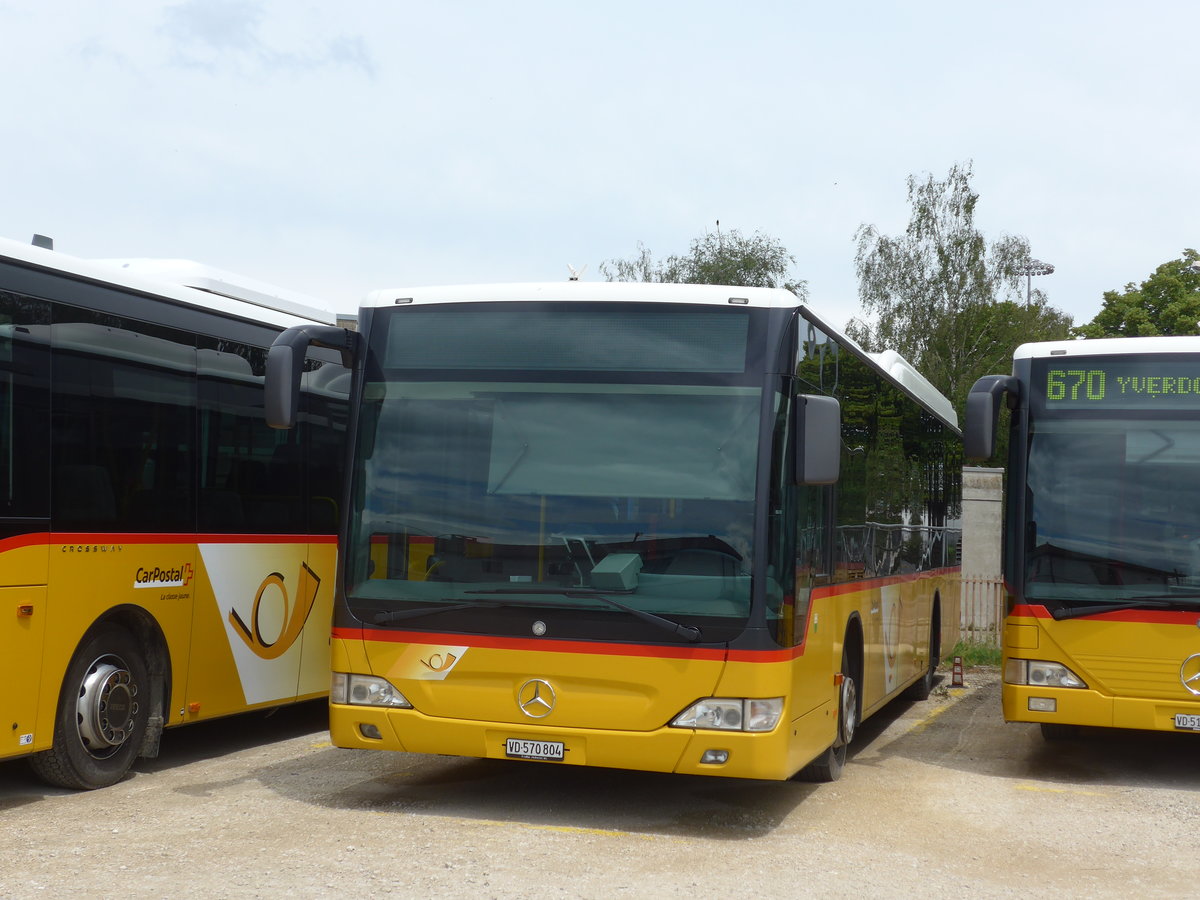 (172'177) - CarPostal Ouest - VD 570'804 - Mercedes (ex SAPJV, L'Isle Nr. 64) am 25. Juni 2016 in Yverdon, Garage