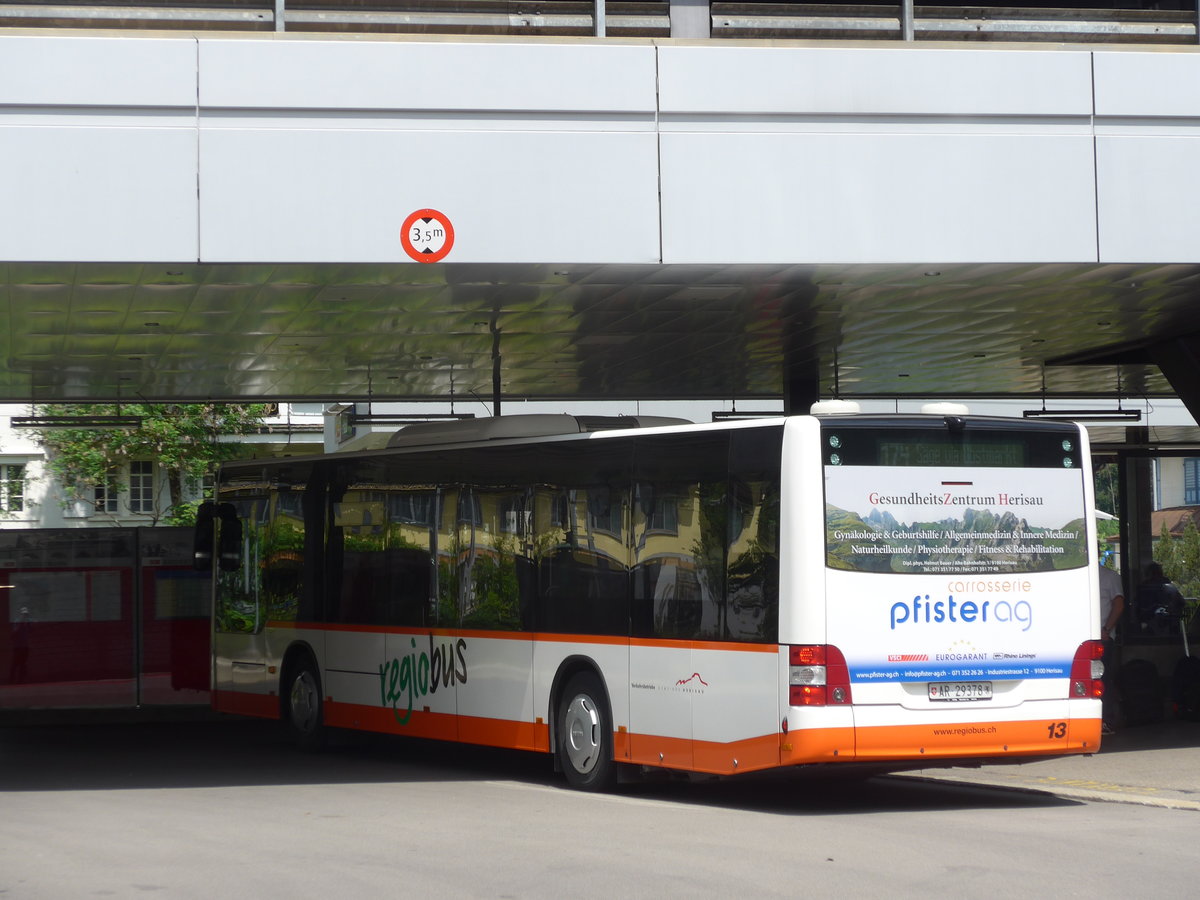 (172'601) - VBH Herisau - Nr. 13/AR 29'378 - MAN am 27. Juni 2016 beim Bahnhof Herisau