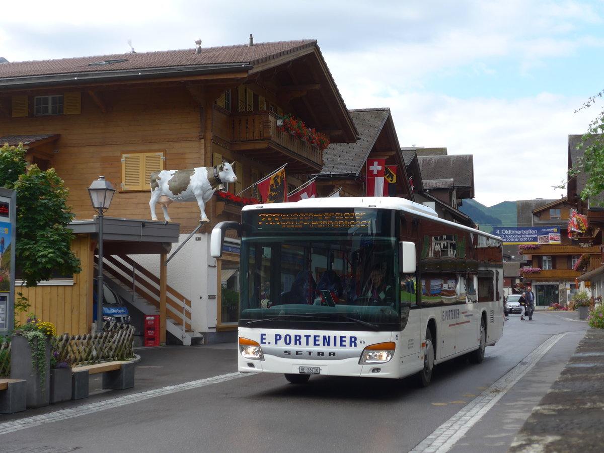 (173'401) - Portenier, Adelboden - Nr. 5/BE 26'710 - Setra am 31. Juli 2016 in Adelboden, Dorfstrasse