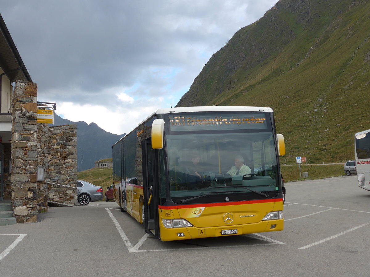 (174'843) - Bundi, Disentis - GR 93'904 - Mercedes (ex GR 95'248) am 10. September 2016 in Lukmanier, Passhhe