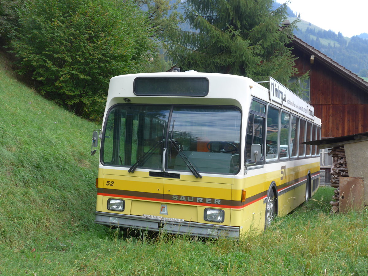 (175'206) - STI Thun - Nr. 52 - Saurer/R&J am 26. September 2016 in Erlenbach, Weier