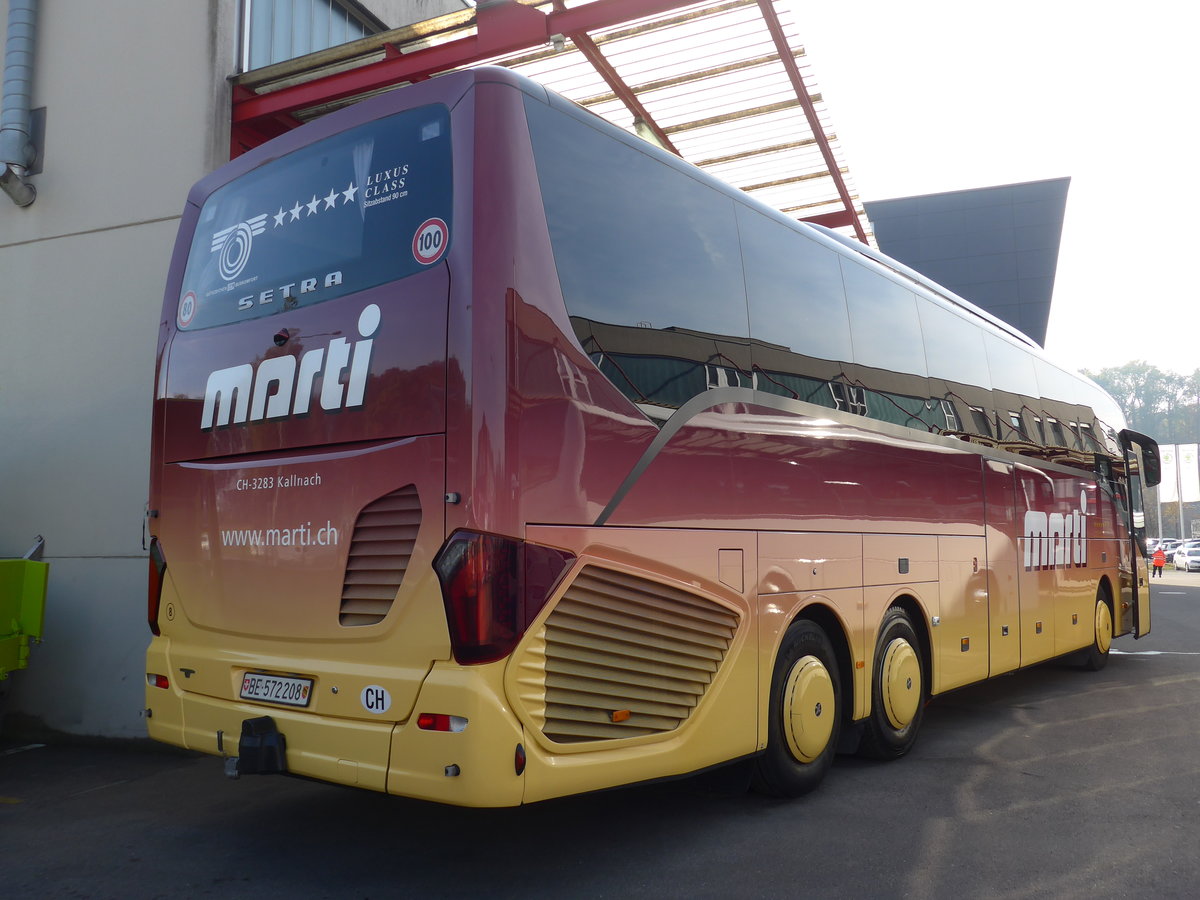 (176'519) - Marti, Kallnach - Nr. 8/BE 572'208 - Setra am 4. November 2016 in Kloten, EvoBus