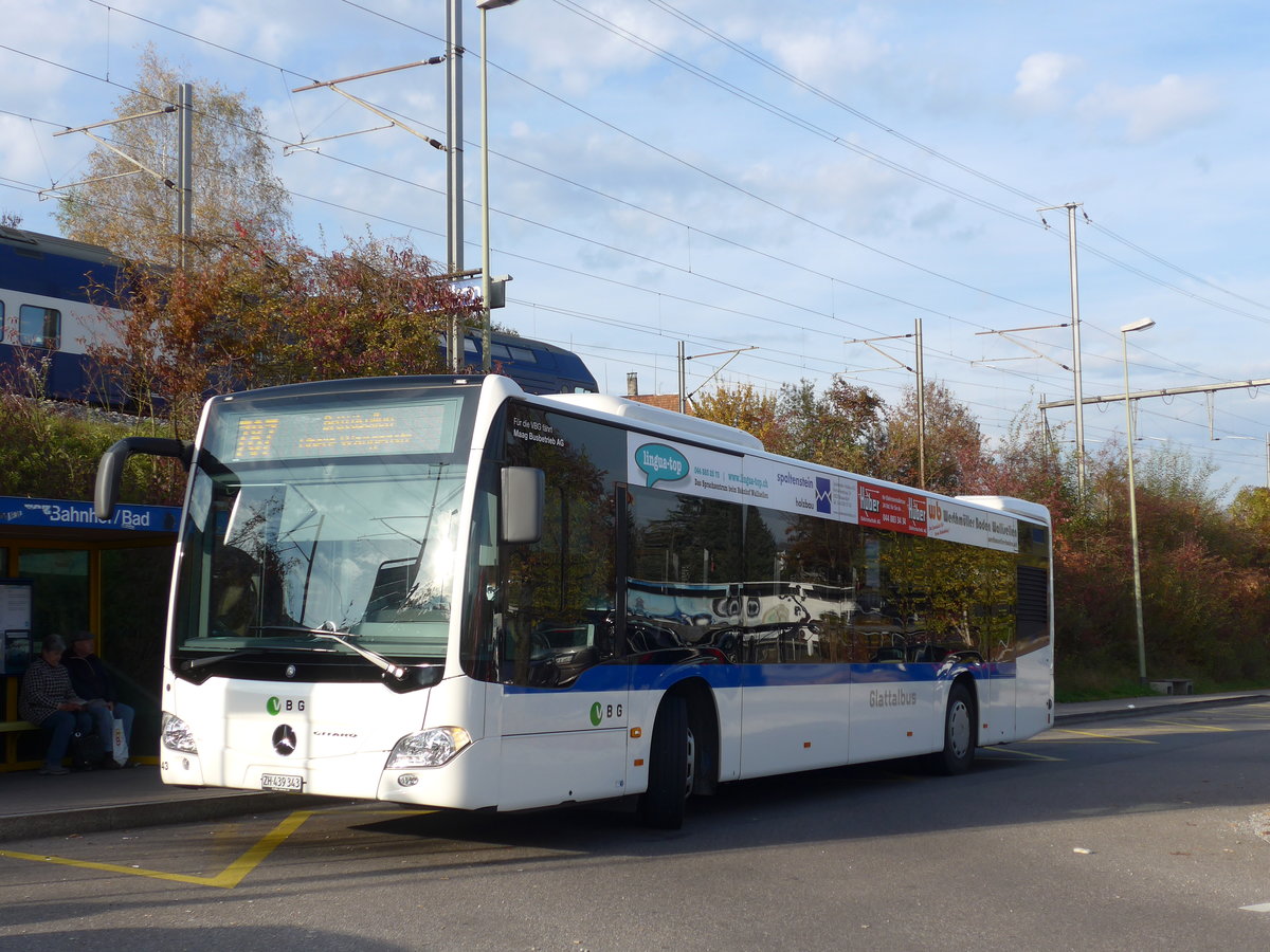 (176'548) - Maag, Kloten - Nr. 43/ZH 439'343 - Mercedes am 4. November 2016 in Dietlikon, Bahnhof/Bad