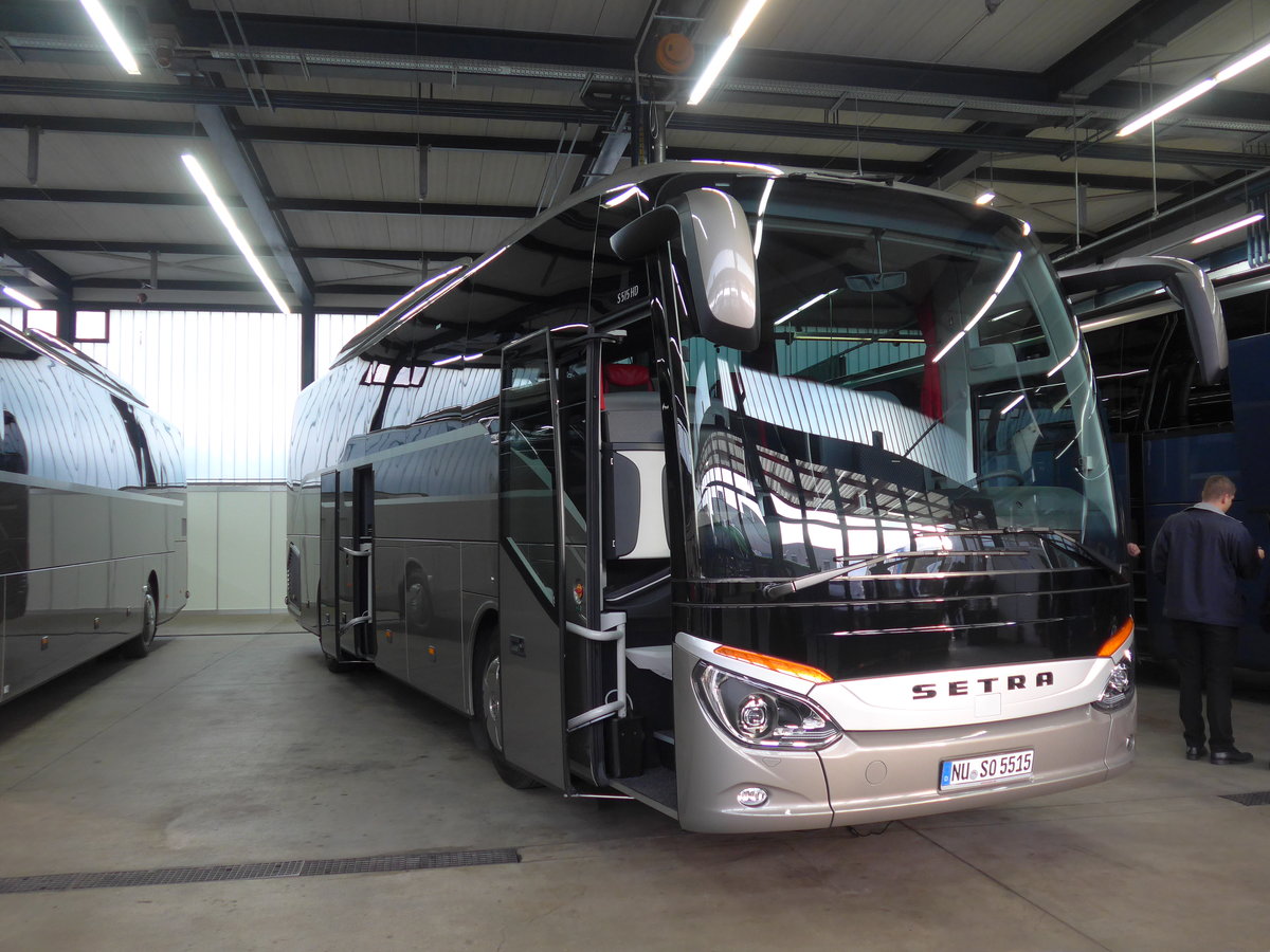 (176'560) - Aus Deutschland: Setra, Ulm - NU-SO 5515 - Setra am 4. November 2016 in Kloten, EvoBus