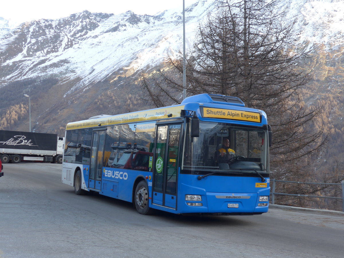 (177'352) - Aus Finnland: VEOLIA - Nr. 3001/VS 455'773 - Ebusco am 26. Dezember 2016 in Saas-Fee, Postautostation (Einsatz PostAuto)