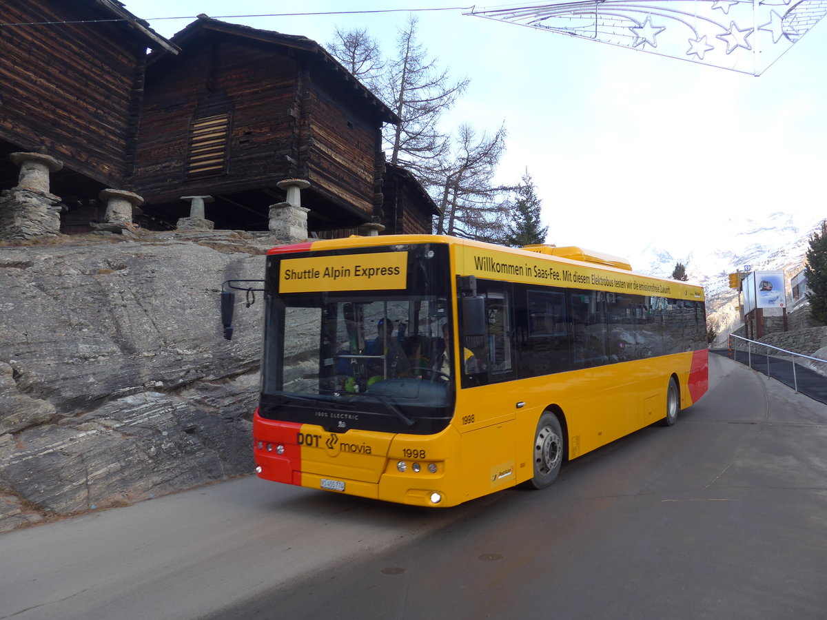 (177'356) - Aus Dnemark: ARRIVA - Nr. 1998/VS 455'774 - Ebusco am 26. Dezember 2016 in Saas-Fee, Post (Einsatz PostAuto)