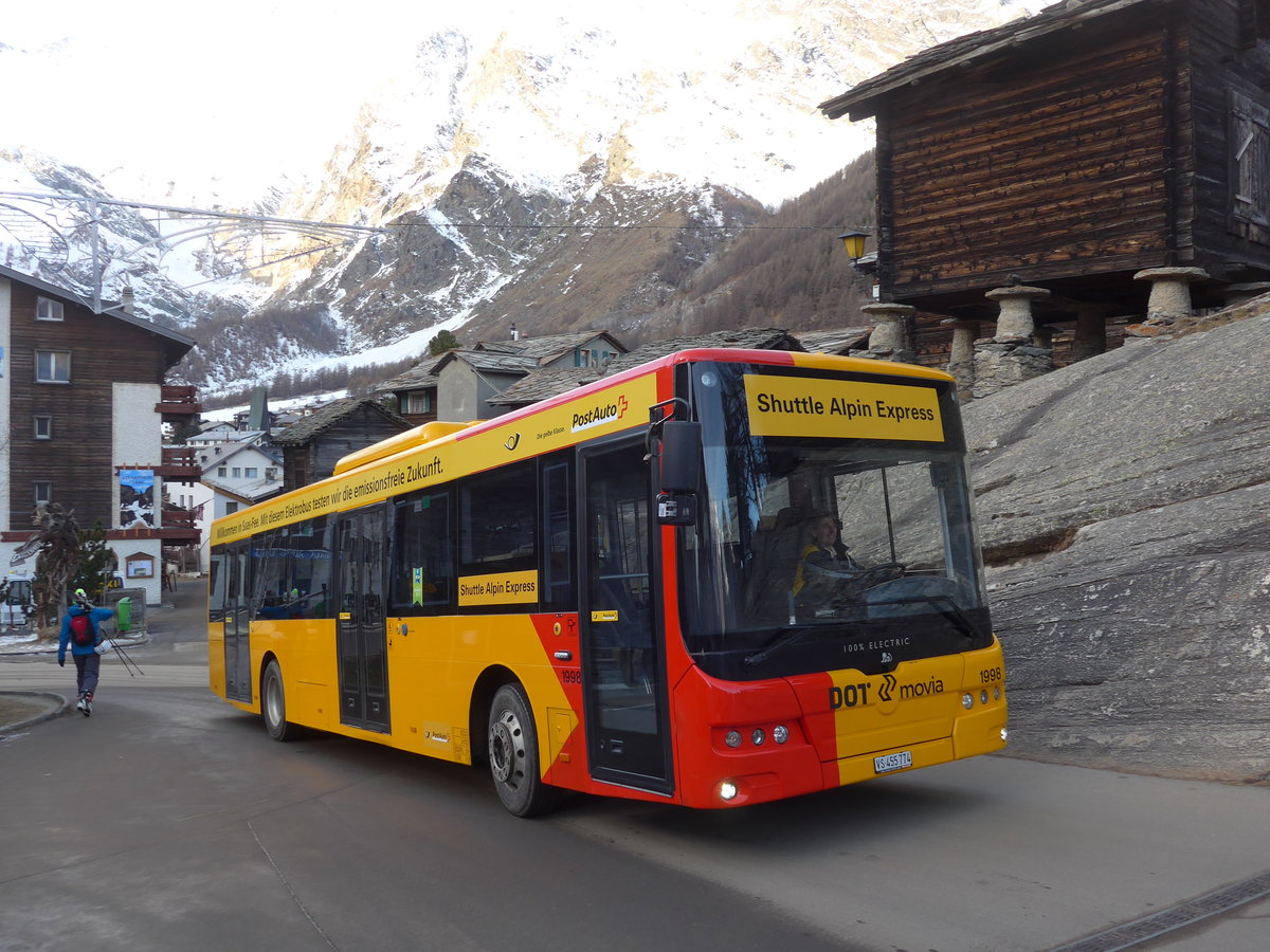 (177'358) - Aus Dnemark: ARRIVA - Nr. 1998/VS 455'774 - Ebusco am 26. Dezember 2016 in Saas-Fee, Post (Einsatz PostAuto)