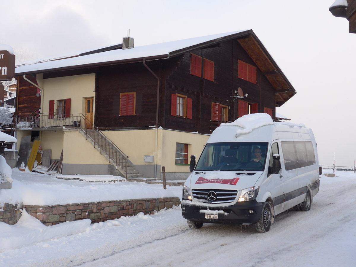 (178'053) - Sportbahnen Bellwald-Goms, Bellwald - VS 381'410 - Mercedes am 15. Januar 2017 in Bellwald, Luftseilbahn LFB