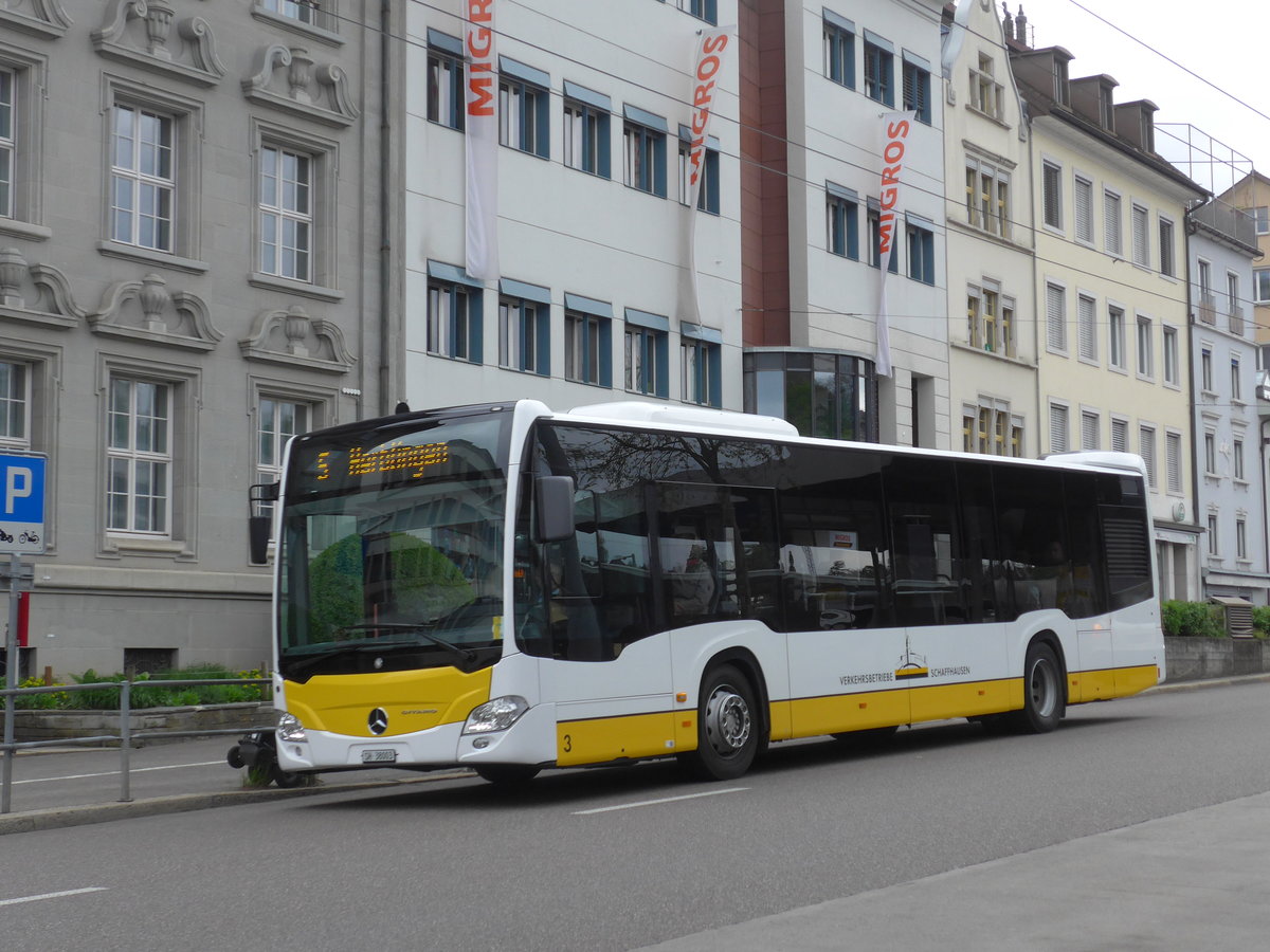 (179'693) - VBSH Schaffhausen - Nr. 3/SH 38'003 - Mercedes am 17. April 2017 beim Bahnhof Schaffhausen