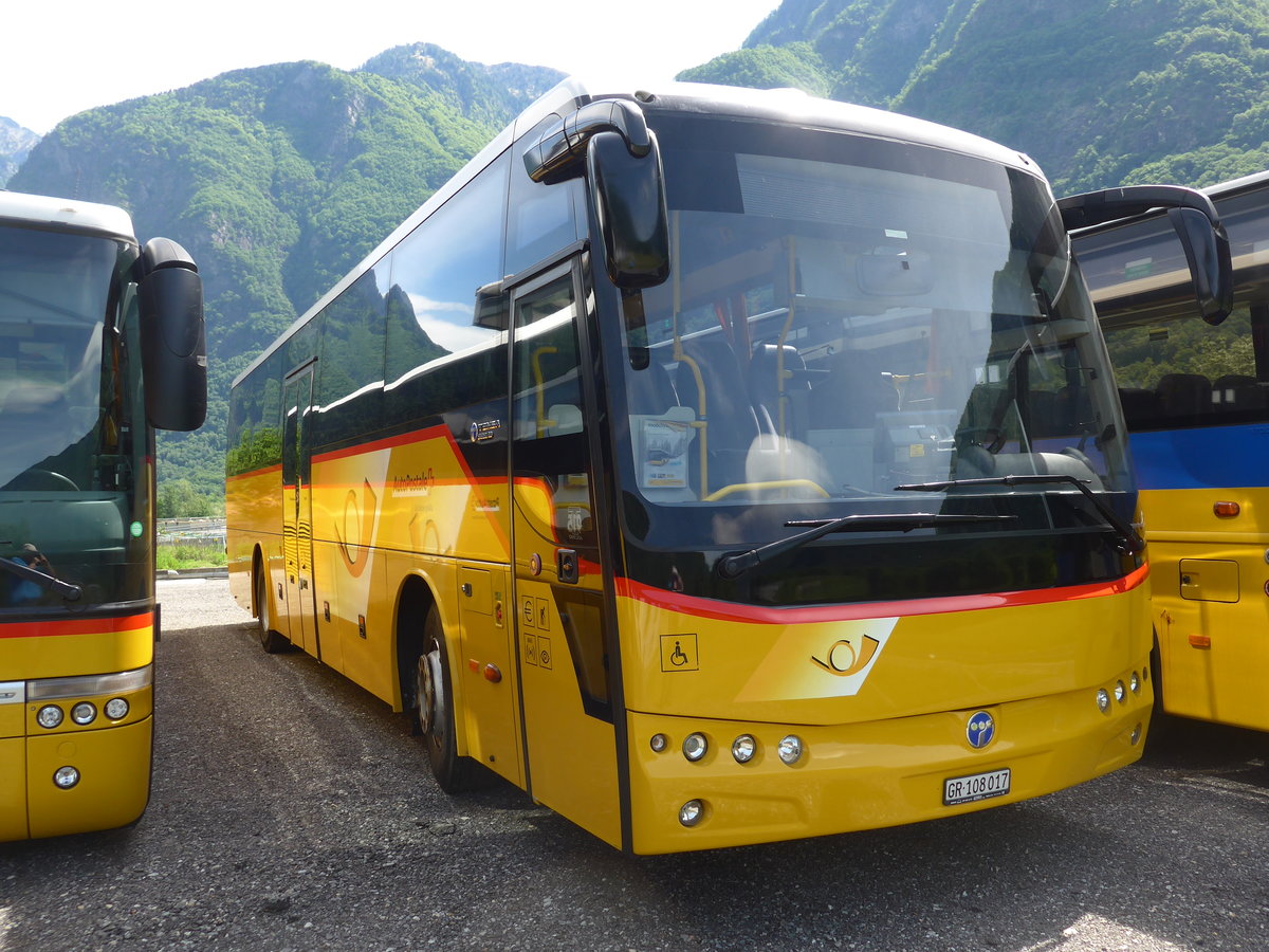 (180'511) - TpM, Mesocco - Nr. 17/GR 108'017 - Temsa (ex AutoPostale Ticino) am 23. Mai 2017 in Grono, Garage