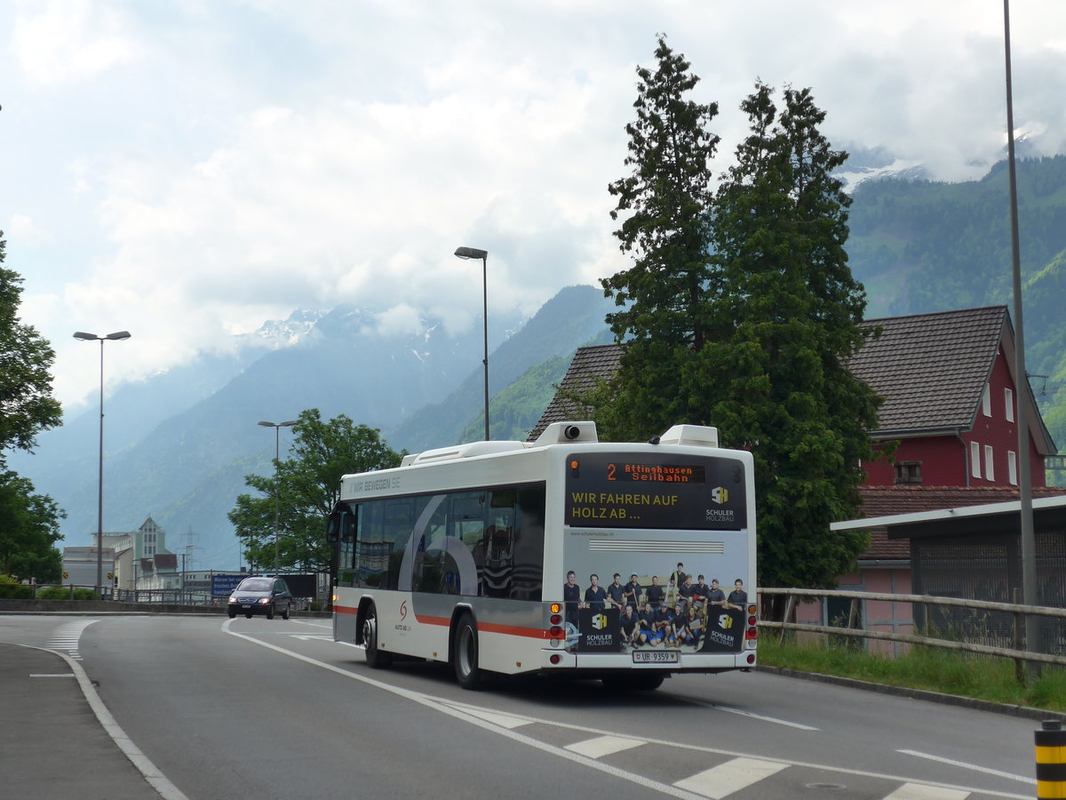 (180'697) - AAGU Altdorf - Nr. 7/UR 9359 - Scania/Hess am 24. Mai 2017 beim Bahnhof Altdorf