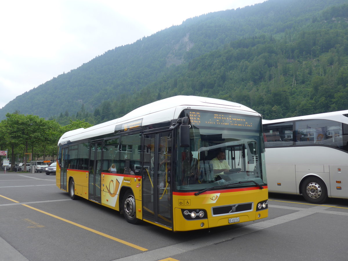 (181'368) - PostAuto Bern - BE 610'541 - Volvo am 24. Juni 2017 beim Bahnhof Interlaken Ost