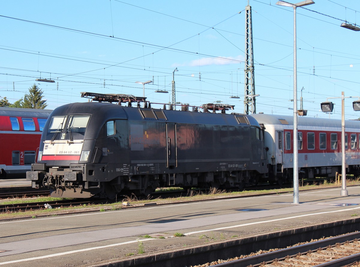 182 561-1 war am 13. Juli 2013 im Bahnhof von Freilassing abgestellt.