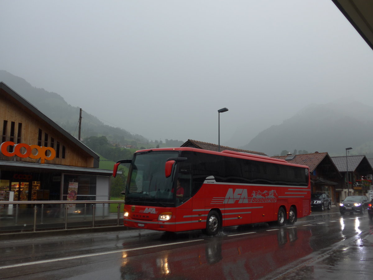 (182'421) - AFA Adelboden - Nr. 23/BE 26'709 - Setra (ex Blaguss, A-Wien Nr. 5402) am 31. Juli 2017 beim Bahnhof Reichenbach