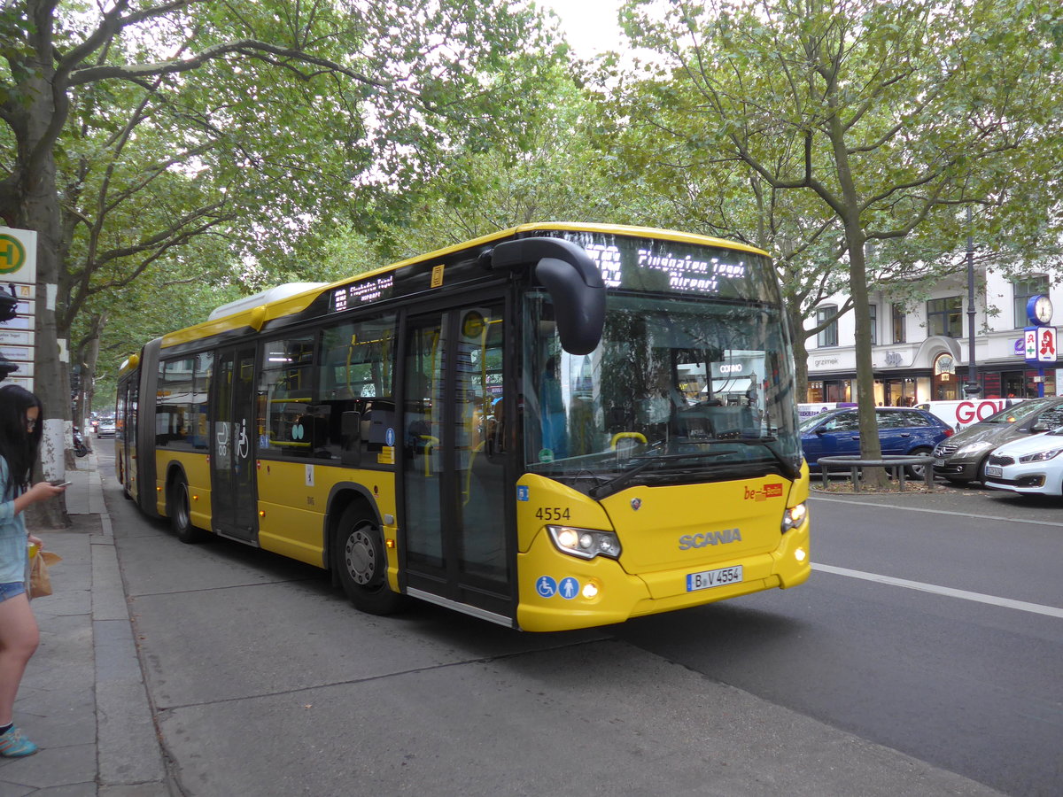 (183'492) - BVG Berlin - Nr. 4554/B-V 4554 - Scania am 11. August 2017 in Berlin, Kurfrstendamm