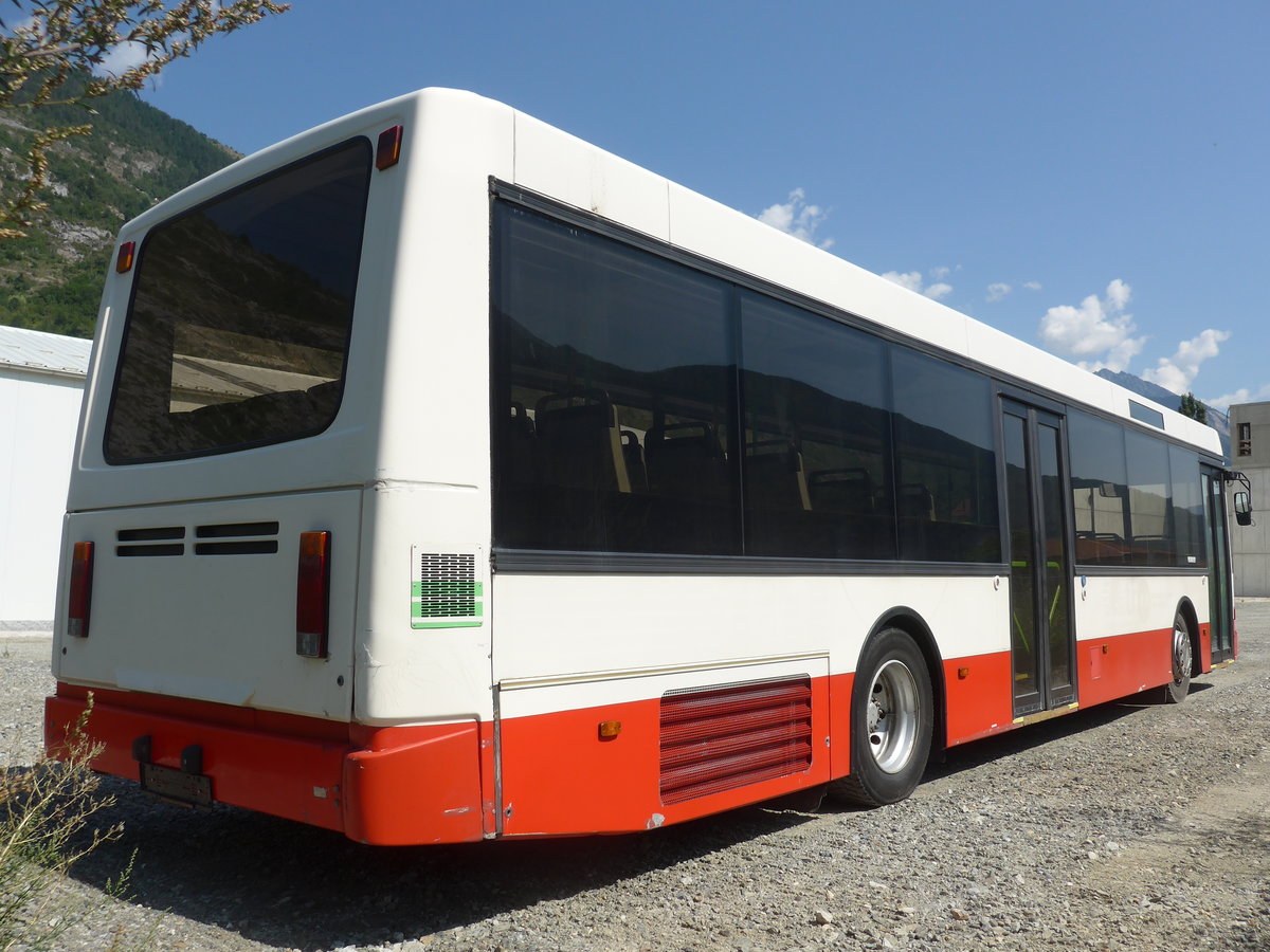 (184'206) - Ruffiner, Turtmann - Volvo/Berkhof (ex VR La Chaux-de-Fonds Nr. 93) am 25. August 2017 in Turtmann, Garage