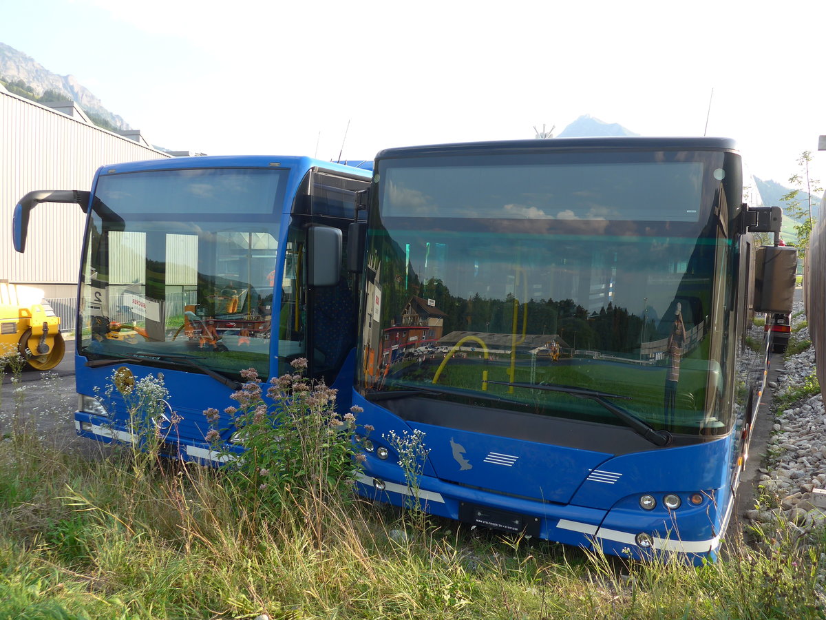 (184'272) - AFA Adelboden - Nr. 54 - Neoplan (ex VBZ Zrich Nr. 243) am 25. August 2017 in Frutigen, Garage