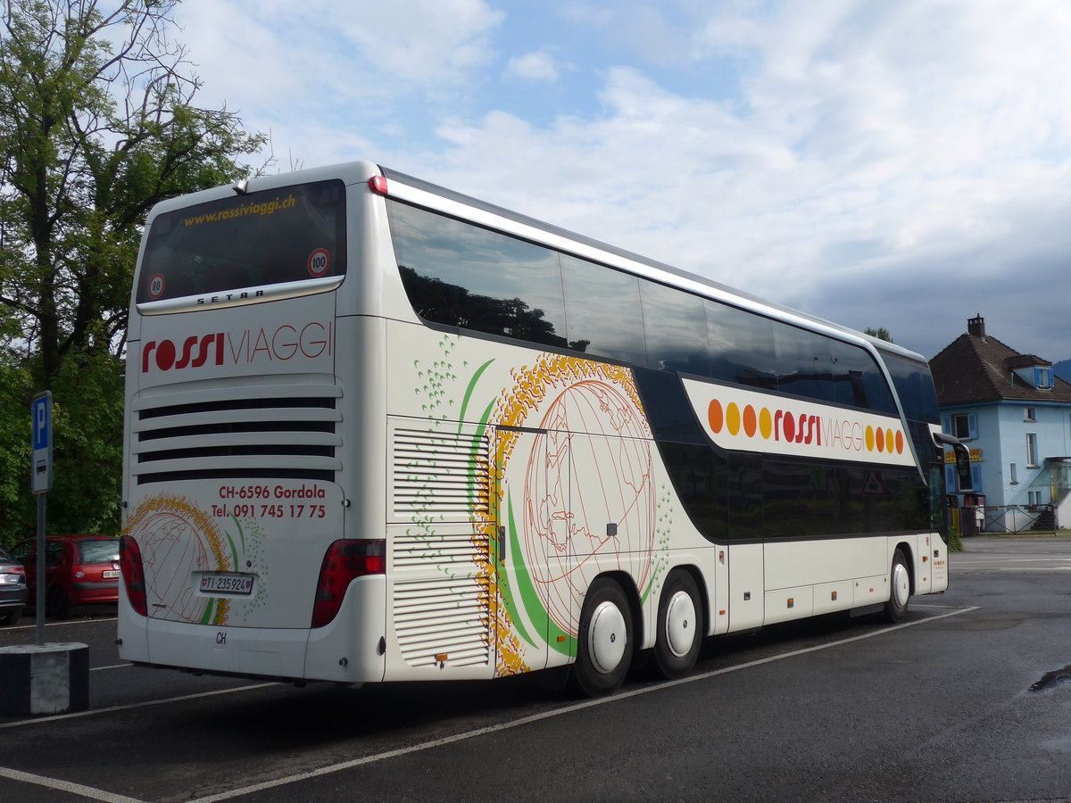 (184'539) - Rossi, Gordola - TI 235'924 - Setra am 2. September 2017 in Thun, Seestrasse