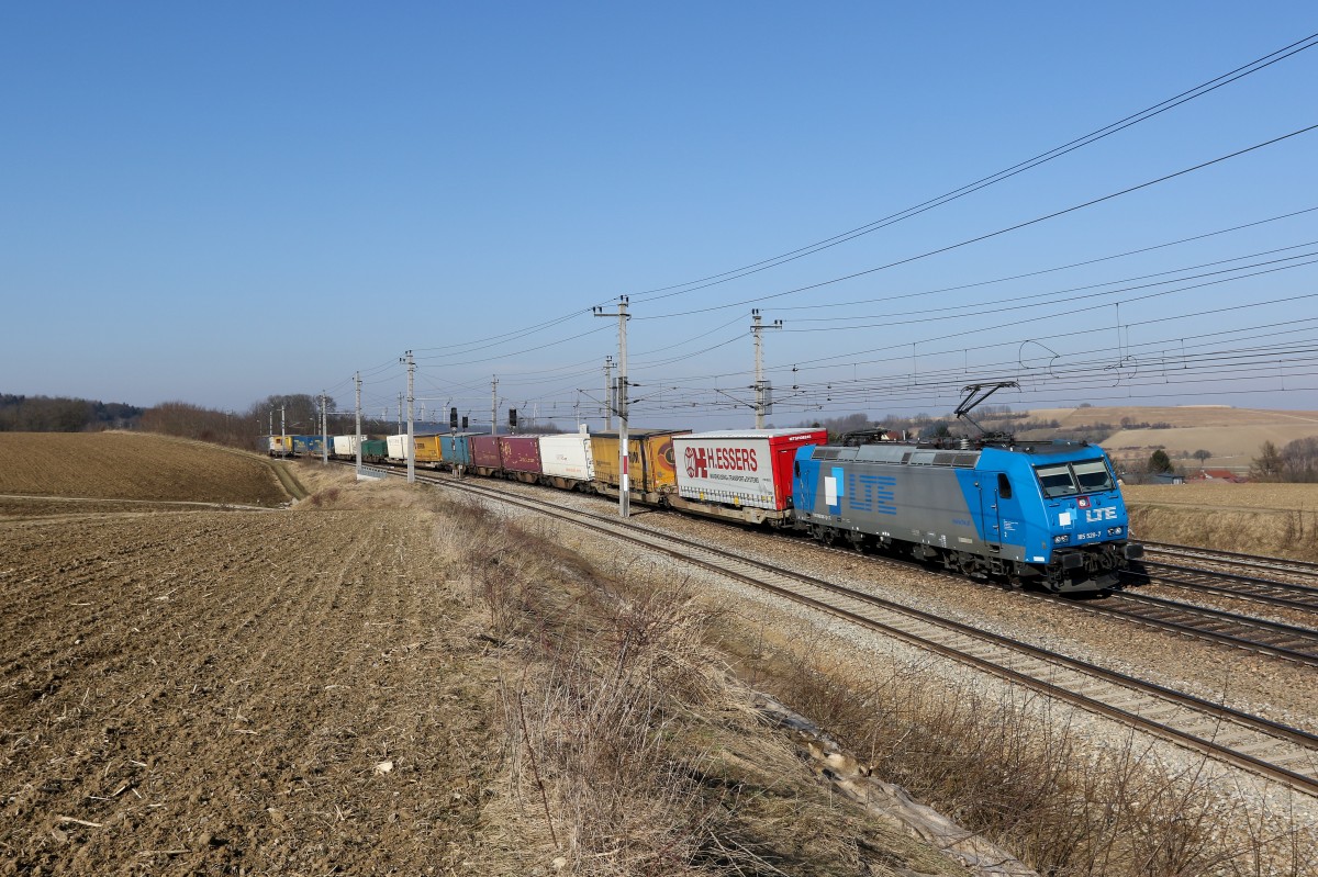 185 528-7 am 21. Februar 2015 bei Bheimkirchen.