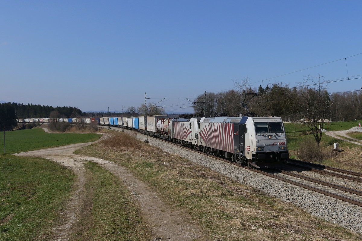 185 666 und 193 776 mit dem  Ekol  am 18. Mrz 2020 bei Grabensttt.