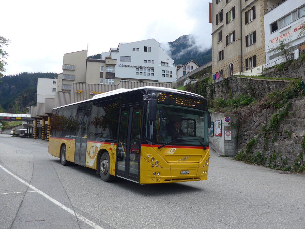 (185'043) - PostAuto Graubnden - GR 170'439 - Volvo am 16. September 2017 in Thusis, Postautostation