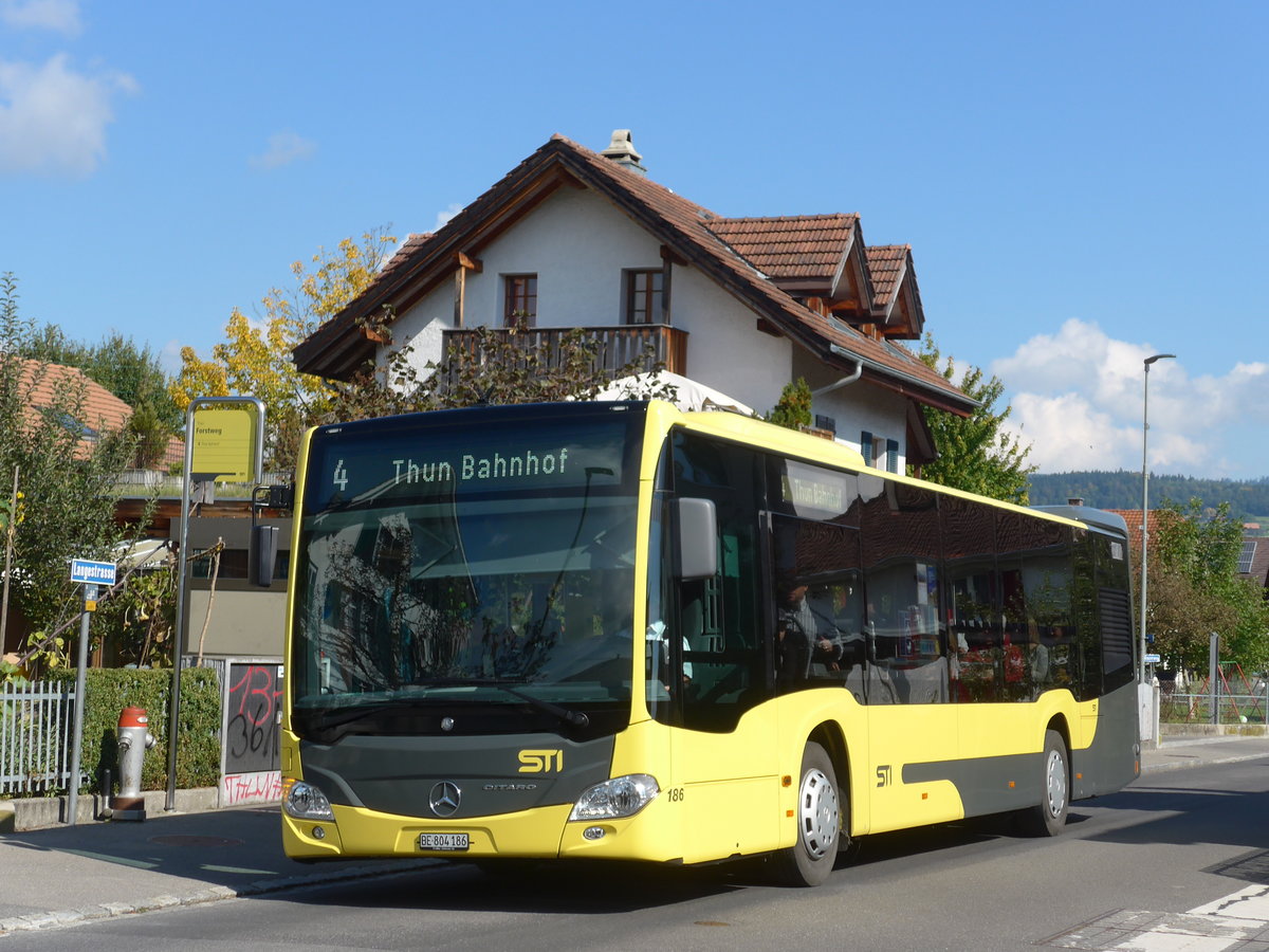 (185'191) - STI Thun - Nr. 186/BE 804'186 - Mercedes am 24. September 2017 in Thun-Lerchenfeld, Forstweg