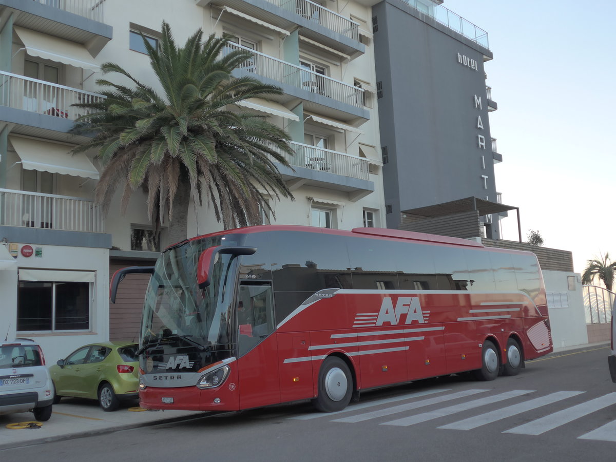 (185'219) - Aus der Schweiz: AFA Adelboden - Nr. 16/BE 21'181 - Setra am 26. September 2017 in Roses, Hotel Maritim