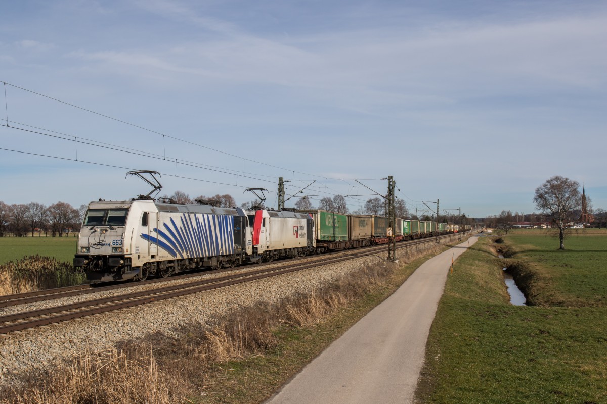 185663-2 und 185 665-7 mit dem  Wenzel-Zug  am 6. Februar 2016 bei bersee.