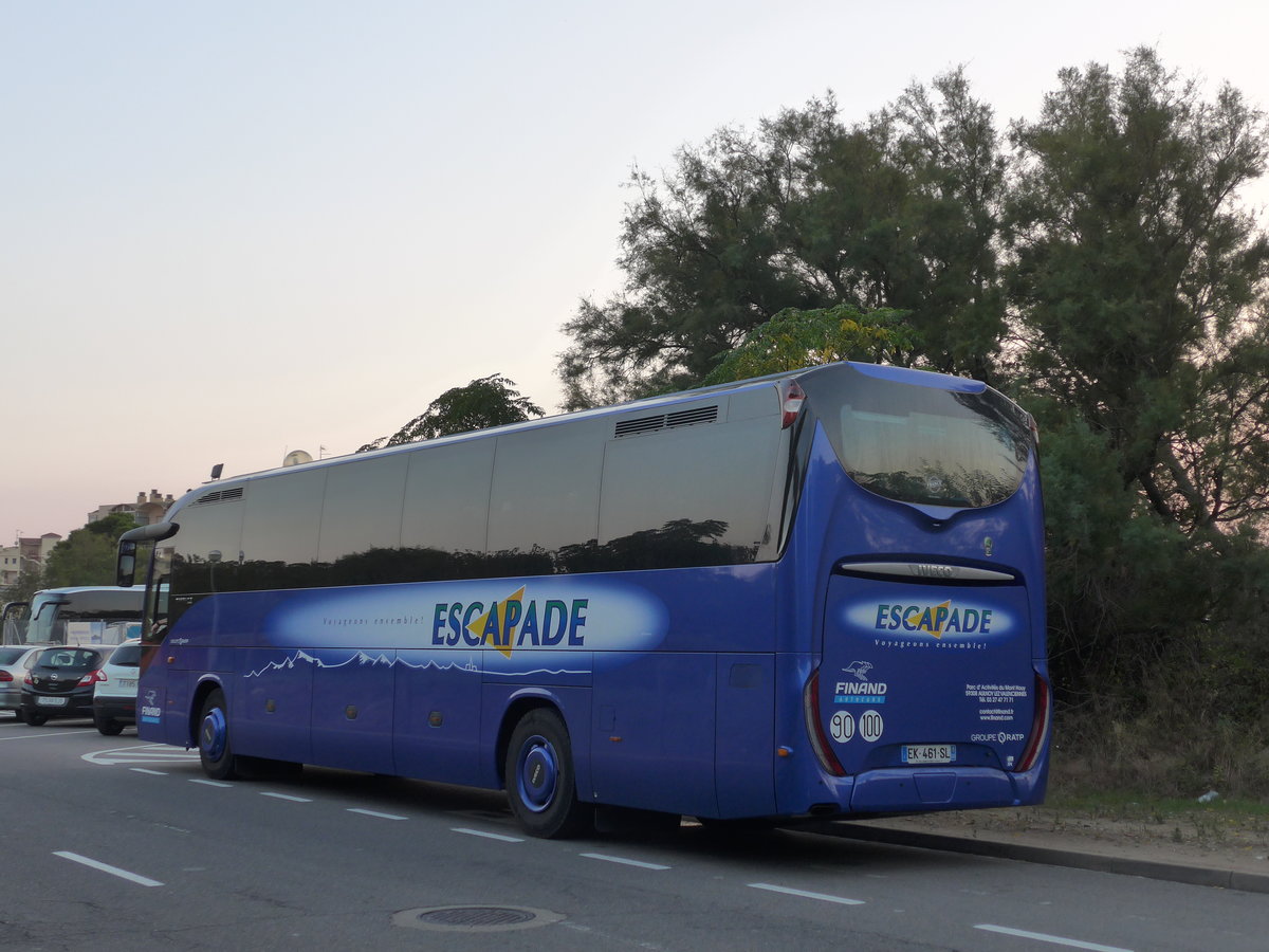 (185'693) - Aus Frankreich: Finand, Aulnoy-Lez-Valenciennes - EK 461 SL - Iveco am 29. September 2017 in Roses