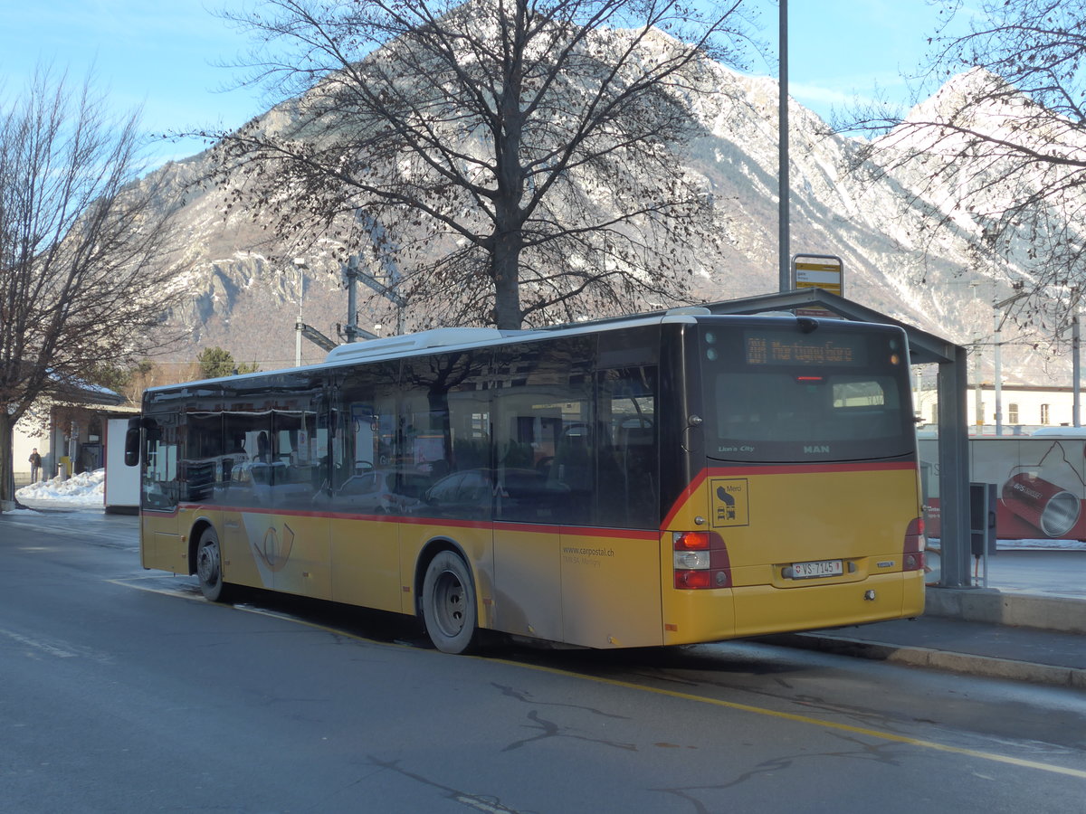 (187'237) - TMR Martigny - VS 7145 - MAN am 23. Dezember 2017 beim Bahnhof Martigny