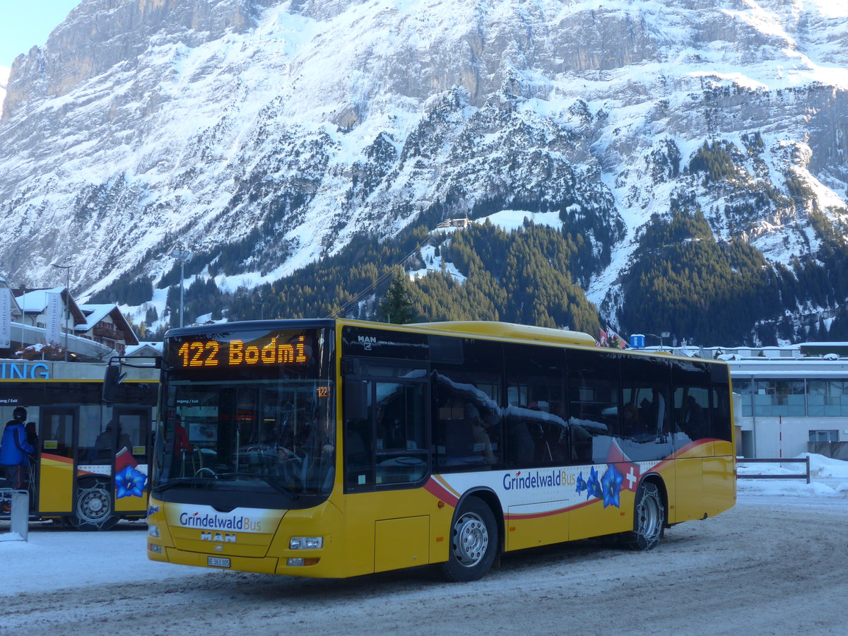 (187'287) - AVG Grindelwald - Nr. 19/BE 363'305 - MAN/Gppel am 24. Dezember 2017 beim Bahnhof Grindelwald