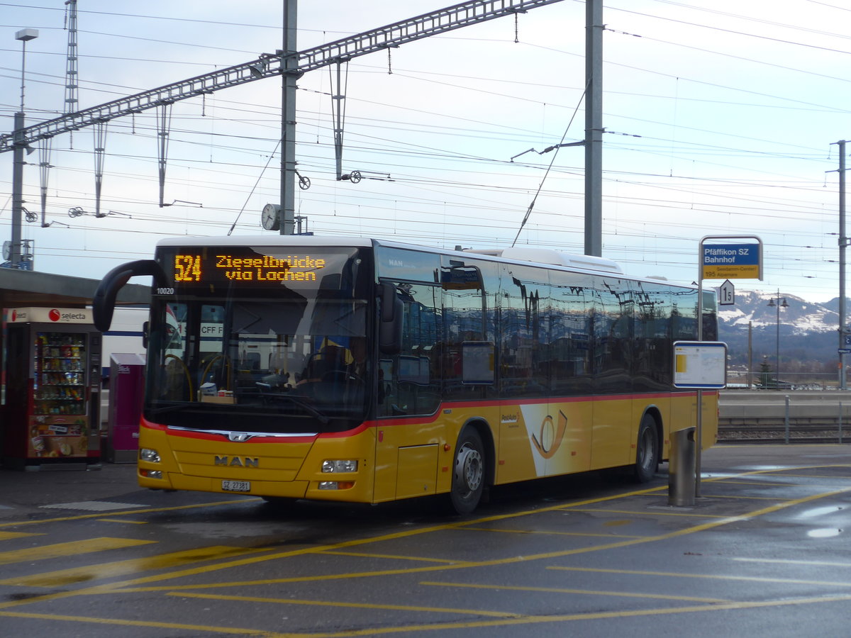 (187'608) - Kistler, Reichenburg - SZ 27'381 - MAN am 1. Januar 2018 beim Bahnhof Pfffikon