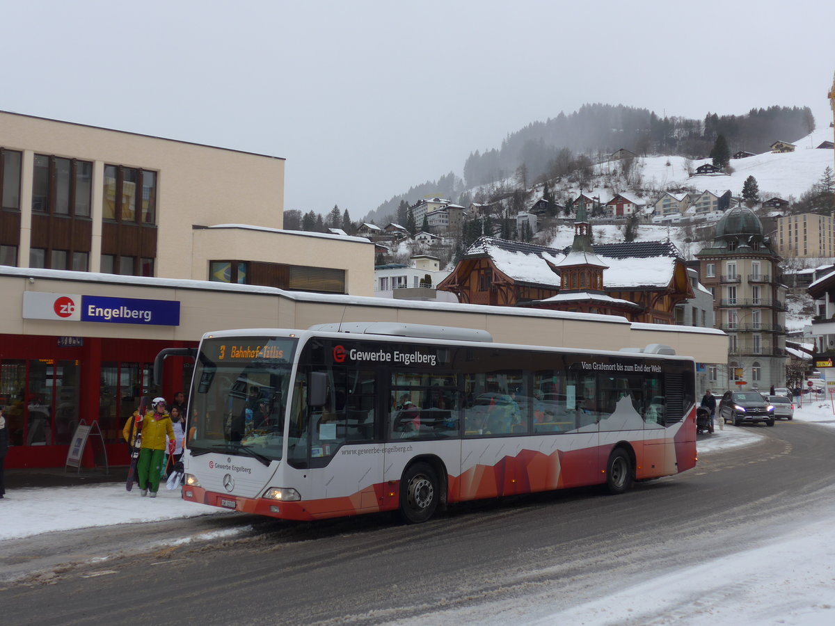 (187'647) - EAB Engelberg - Nr. 8/OW 22'333 - Mercedes (ex Ming, Sils-Maria; ex Vorfhrwagen EvoBus, D-Mannheim) am 2. Januar 2018 beim Bahnhof Engelberg