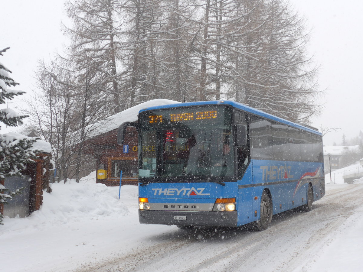 (188'043) - Theytaz, Sion - VS 11'007 - Setra am 20. Januar 2018 in Les Collons, Office Tourisme