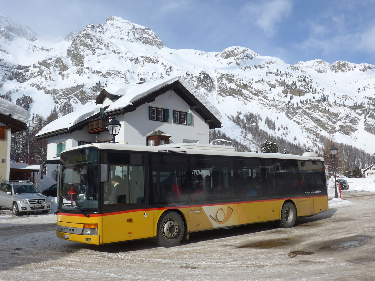 (188'130) - PostAuto Graubnden - GR 160'388 - Setra am 3. Februar 2018 in Sils-Maria, Post