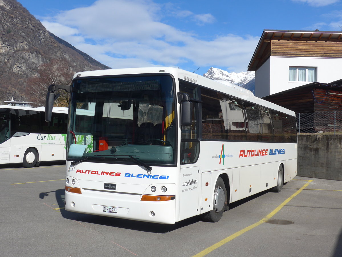 (188'583) - ABl Biasca - Nr. 11/TI 231'011 - Van Hool am 14. Februar 2018 in Biasca, Garage