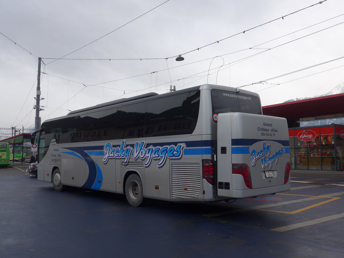 (188'976) - Jacky Voyages, Chteau-d'Oex - VD 1078 - Setra am 3. Mrz 2018 beim Bahnhof Aigle