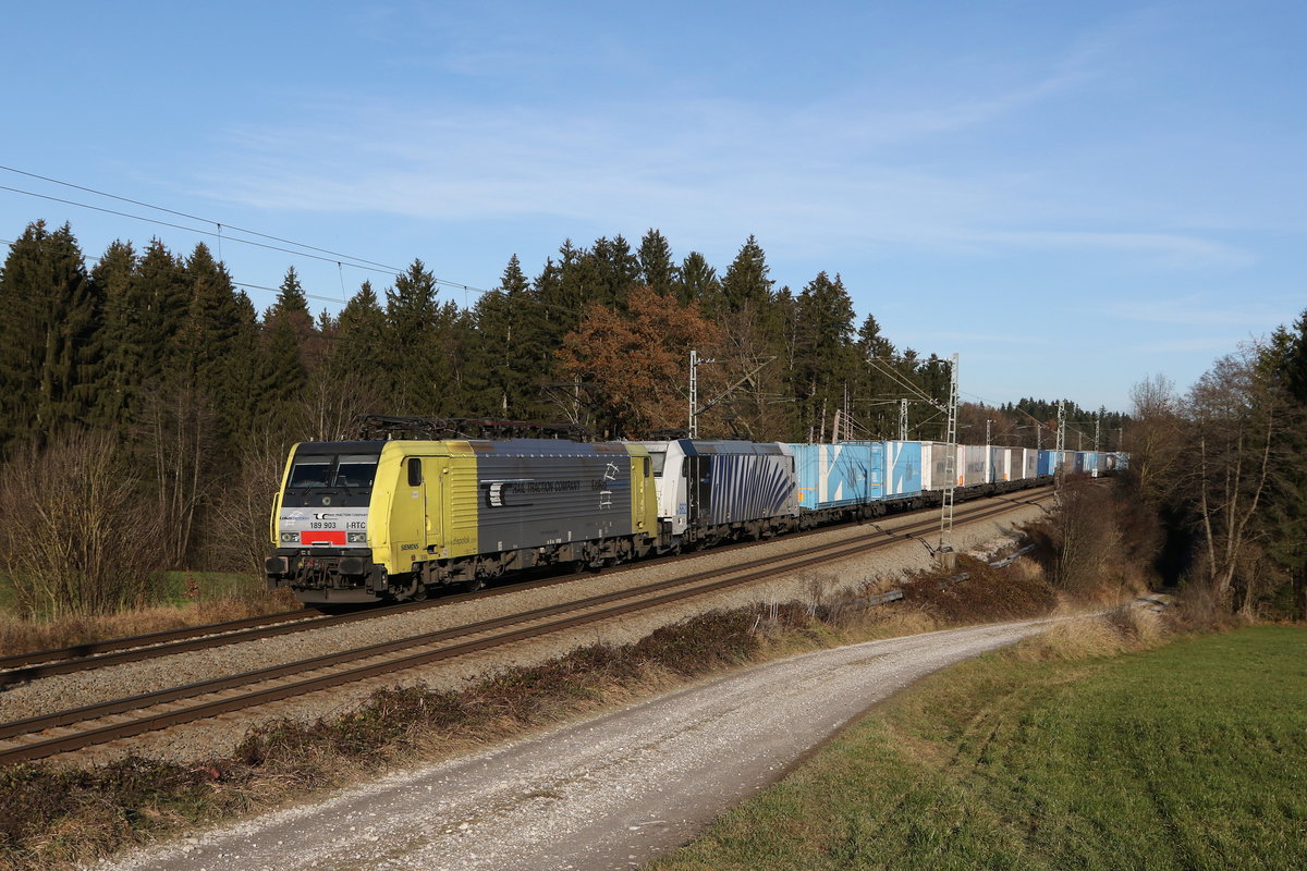 189 903 & 185 662 mit dem  Ekol  am 244. November 20220 bei Grabensttt.