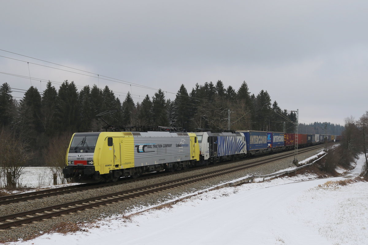 189 903 & 186 442 aus Salzburg kommend am 20. Januar 2020m bei Grabensttt.