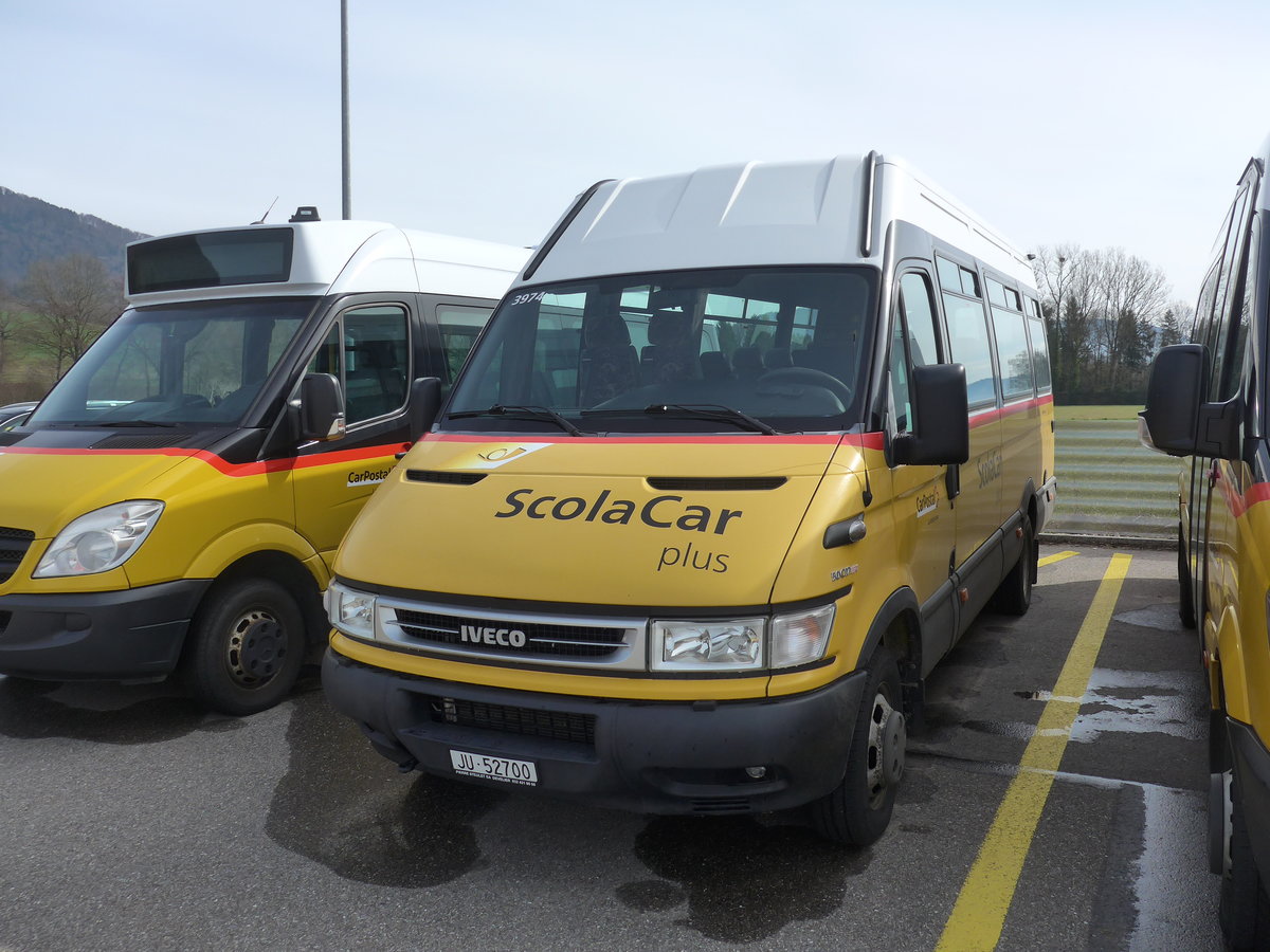 (189'912) - CarPostal Ouest - JU 52'700 - Iveco am 2. April 2018 in Develier, Parkplatz