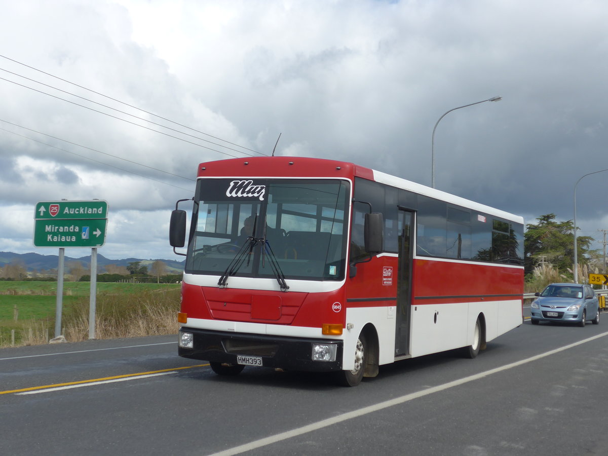 (190'512) - Murphy, Papakura - Nr. 9845/HMH393 - Isuzu/Designline (ex Nr. M63) am 20. April 2018 in Whangamata