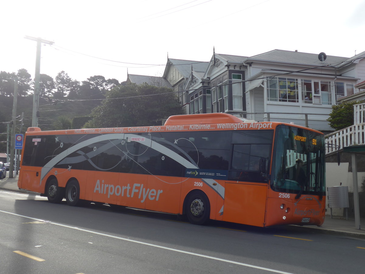 (191'754) - Airport Flyer, Wellington - Nr. 2506/EWB859 - Scania/KiwiBus am 27. April 2018 in Wellington