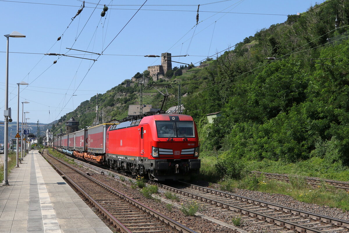 193 333 mit dem  ARCESE-KLV  am 21. Juli 2021 bei Kaub am Rhein.