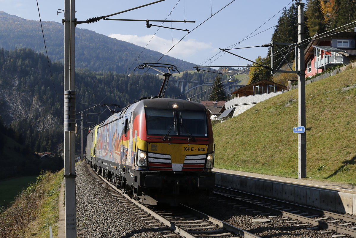 193 640 war am 16. Oktober 2018 bei St. Jodok in Richtung Brenner unterwegs.