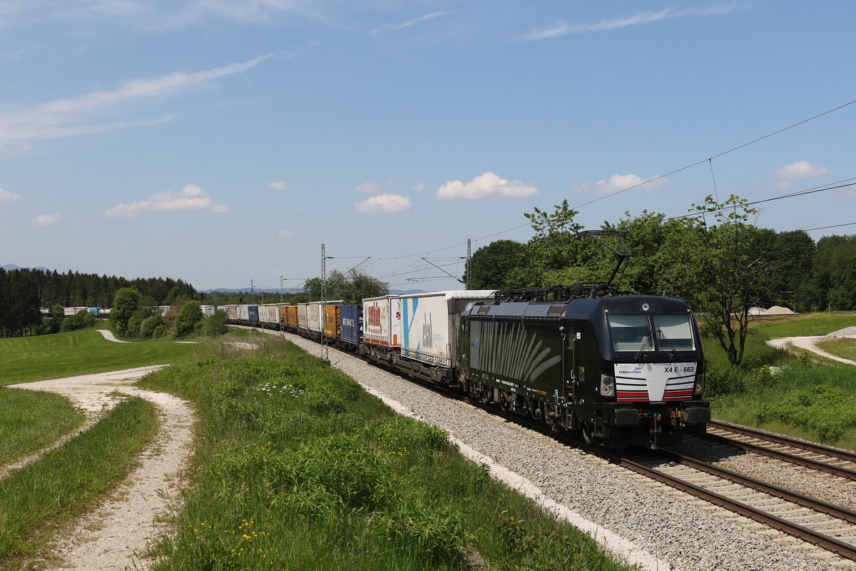 193 663 war mit dem  Ekol  am 19. Mai 2020 bei Grabensttt in Richtung Salzburg unterwegs.